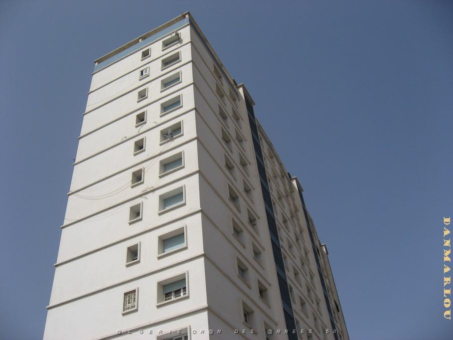 2359 cite la fontaine.jpg